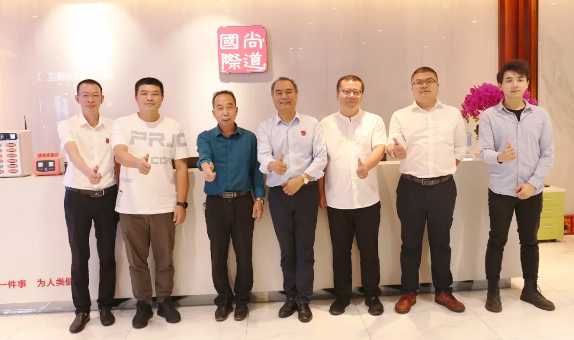 推進(jìn)高校產(chǎn)學(xué)研交流，開創(chuàng)校企合作新局面